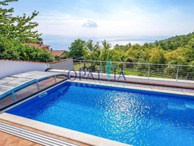 Ferienhäuser mit Pool und Meerblick in Veprinac/Opatija 